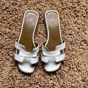 Hermès Slippers